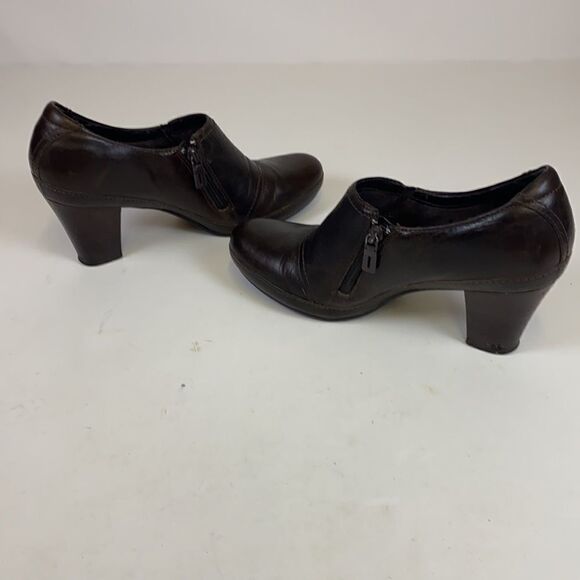 Clarks Artisan Brown Leather High Heel Clogs Size 8.5 A3 - Picture 8 of 10